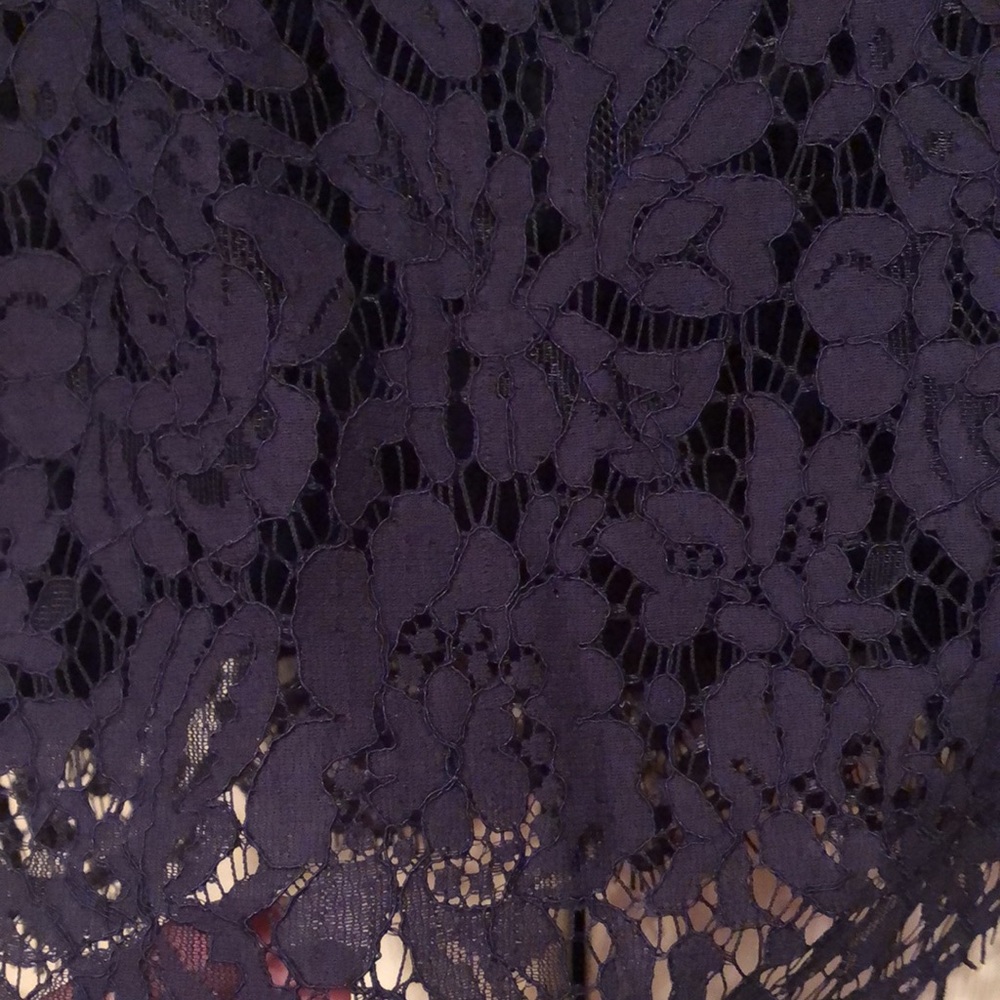 Isaac Mizrahi Live -Small -Navy -Lace Tunic with Built in Tank - Picture 3 of 5